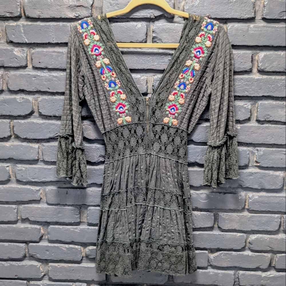 Free People Embroidered Lace Dress size 2